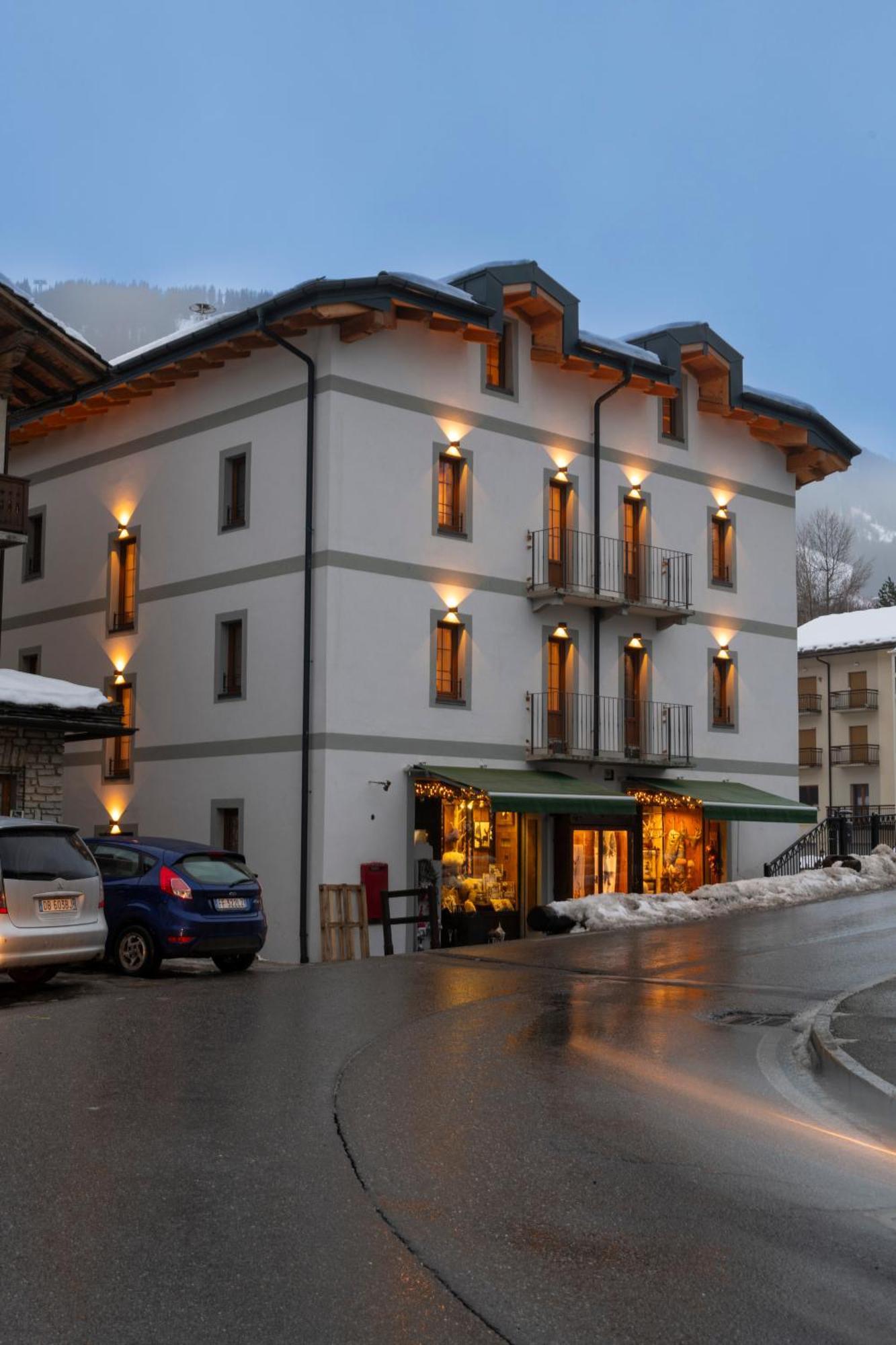 La Racine Hotel La Thuile Buitenkant foto